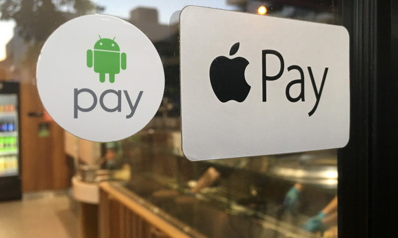 Apple Wallet vs Google Pay. Ποιο είναι καλύτερο;