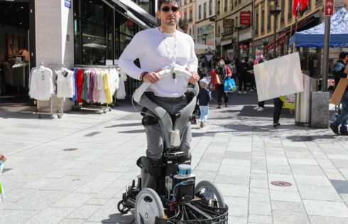 Αναπτύσσοντας ασφαλή ρομποτικά αναπηρικά αμαξίδια